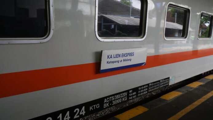 KA Ijen Ekspres (1)