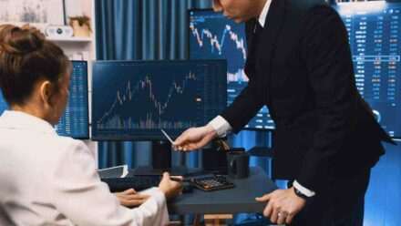 Cara Trader Pemula Mengelola Risiko dengan Trading Plan