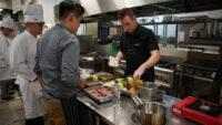 Hotel Management BINUS University Hadirkan Callum Hann, Australian MasterChef Personality