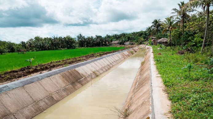 Proyek Irigasi Cibaliung Terapkan Sistem Modular Gunakan Beton Precast WSBP