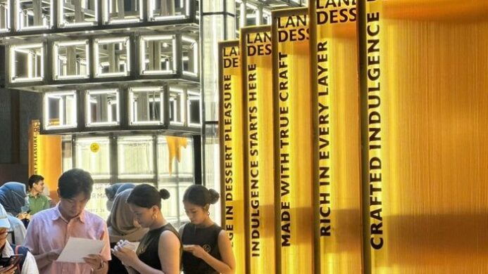 Crazy Dessert Festival in ASHTA District 8 (1)