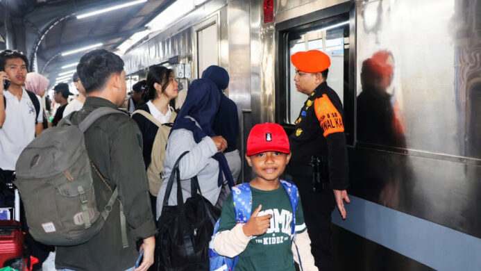 Volume Penumpang Stabil di Awal Puasa KAI Daop 9 Jember Fokus Jaga Kenyamanan Pelanggan