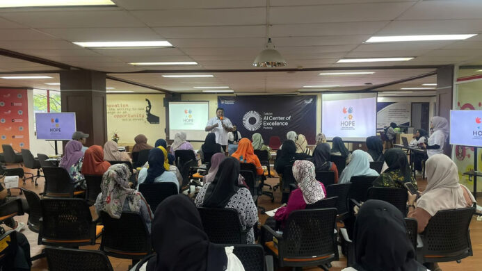 Telkom AI Center Padang Tegaskan AI sebagai Mitra Transformasi Fesyen dan Kriya Tanpa Menghilangkan Nilai Karya 1