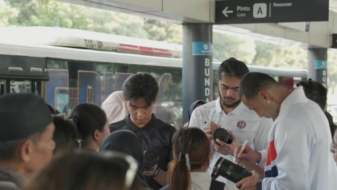 Kampanyekan Gaya Hidup Sehat PAM JAYA Gandeng Pelita Jaya Bagi Bagi Tumbler