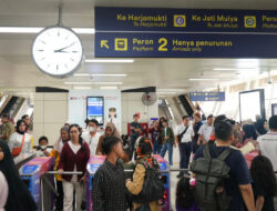 Mobilitas Ramadan Meningkat, Pengguna LRT Jabodebek Tembus 126 Ribu Penumpang per Hari