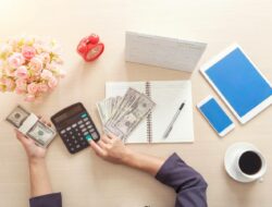 Cara Mengatur Keuangan Setelah Menerima THR Agar Tetap Stabil