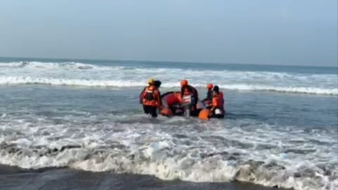 Operasi SAR di Pantai Gajah Kebumen Ditutup, 2 Selamat, 2 Meninggal