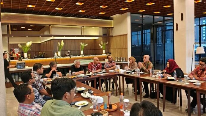 Audiensi Strategis Kepengurusan IA ITB Cabang Kaltim periode 2026 2030 (2)