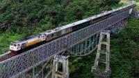 KAI Daop 2 Bandung Tanggapi Viral Jembatan Cirahong, Tekankan Prioritas Keselamatan Perjalanan KA