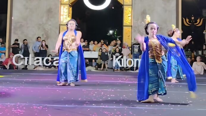 Salah satu penampilan penari dalam acara Cilacap Menari pada Rabu 29 April 2026 (Foto Asep)
