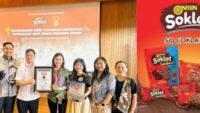 Ribuan Siswa SD Tanam Bunga, Nissin Soklat & PT Monde Mahkota Biskuit Raih Rekor MURI