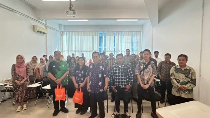 SATU University Kukuhkan Diri sebagai PTS Terdepan Bersama Disdik dalam Penguatan Kompetensi AI Guru se Sumsel