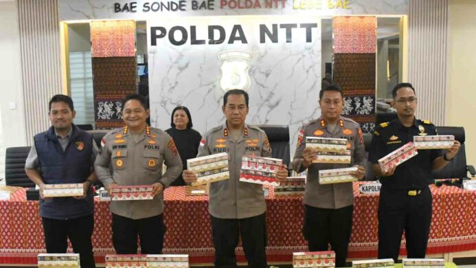 Polda NTT Ungkap Jaringan Rokok Ilegal Internasional Negara Diselamatkan dari Kerugian Rp12 3 Miliar