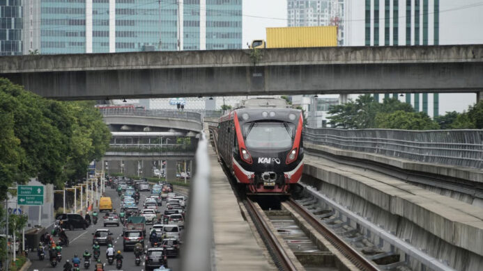 Transportasi Publik Jadi Pilihan Masyarakat Menuju Berbagai Destinasi di Jabodebek