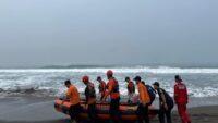 Berenang di Pantai Entak Kebumen Seorang Remaja Hilang Tenggelam