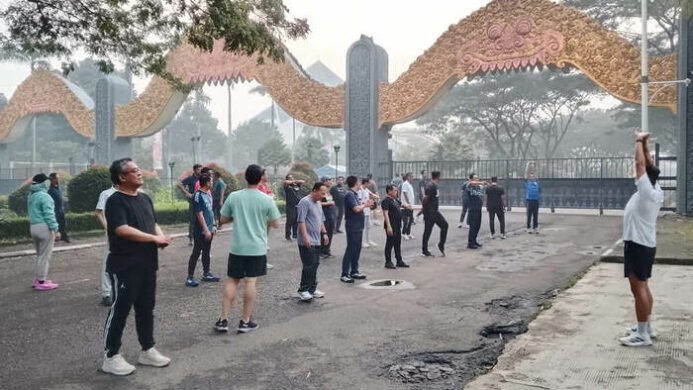 Pererat Kebersamaan Manajemen BRI Region 6 Gelar Jogging Bersama di Kawasan TMII