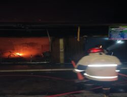 Korsleting Listrik, Dua Ruko di Bantarsari Cilacap Terbakar