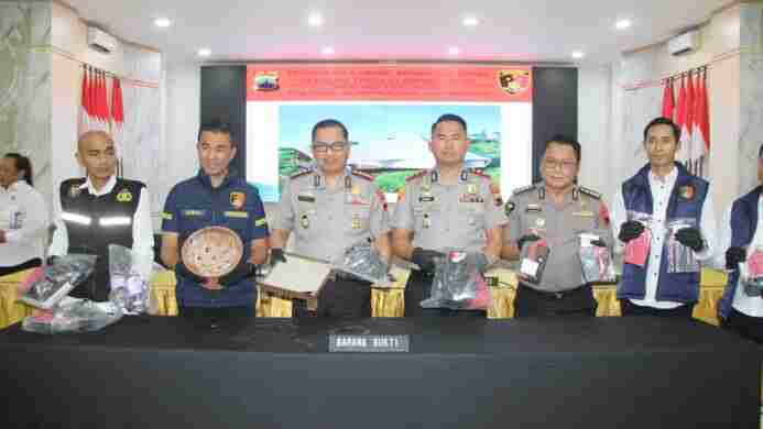 Polda Jateng Ungkap Kasus yang Tewaskan Satu Keluarga di Temanggung
