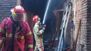 Korsleting Listrik, Sebuah Rumah di Kesugihan Cilacap Terbakar