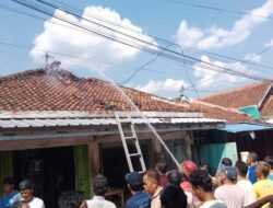 Hubungan Arus Pendek, Sebuah Rumah di Majenang Cilacap Terbakar