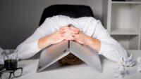Financial Burnout: Saat Capek Cari Uang Tapi Saldo Tabungan Tidak Bertambah
