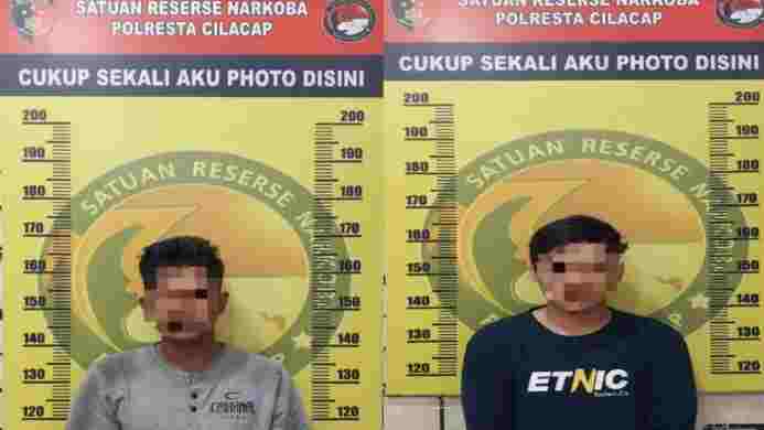 Satresnarkoba Polresta Cilacap Sikat 2 Pengedar Sabu di Jeruklegi