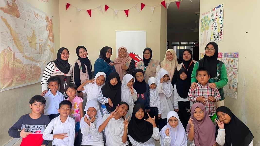 Edukasi Literasi Keuangan Sejak Dini Berbasis Modifikasi Perilaku untuk Anak Migran Edukasi Literasi Keuangan Sejak Dini Berbasis Modifikasi Perilaku untuk Anak Migran