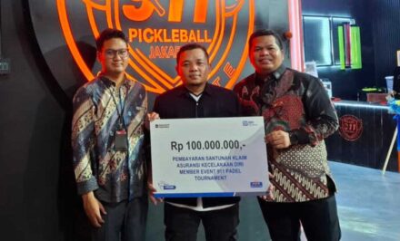 BRI Insurance Serahkan Santunan Klaim Personal Accident Senilai Rp100 Juta kepada Ahli Waris Nasabah