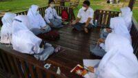 Bangun Generasi Emas, Grup MIND ID Salurkan 5.322 Beasiswa