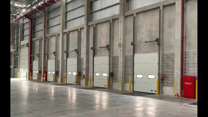 Distributor Brand Industrial Door dan Dock Leveler Premium di Indonesia