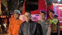 Polresta Cilacap Kerahkan Water Canon dan Tim Inafis Tangani Kebakaran di Bengkel Motor