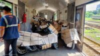 KAI Logistik Kirim 1.425 Motor dari Yogyakarta Saat Libur Panjang