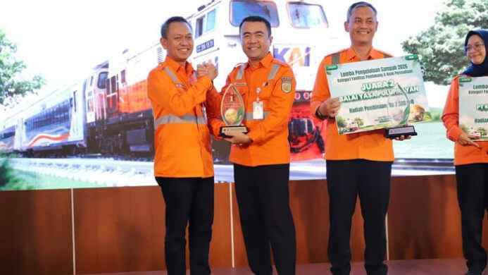 Implementasi Green Logistics KAI Logistik (1)