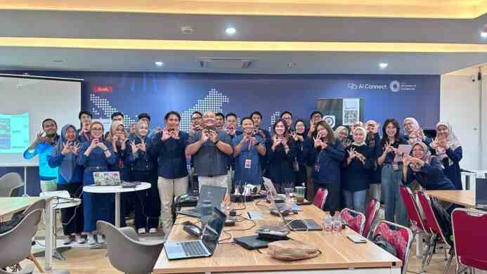 Telkom AI Center Malang dan Witel Jatim Barat Malang Gelar Workshop AI Productivity untuk Tingkatkan Produktivitas Pegawai