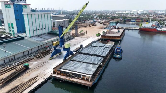 Kinerja Arus Barang PT Pelindo Multi Terminal Branch Tanjung Emas Meningkat 13%