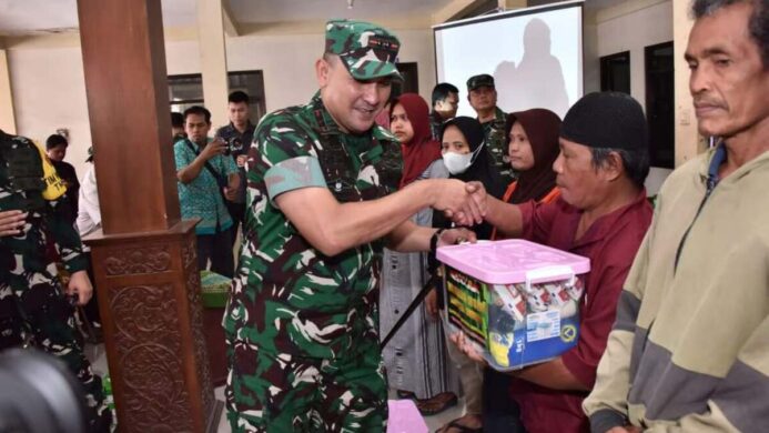 Dari Edukasi Kesehatan hingga Bantuan Sembako TMMD ke 129 Kodim 0726 Sukoharjo Hadir untuk Warga