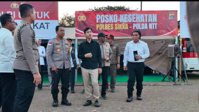 Polda NTT Dampingi Wapres Gibran dari Sekolah hingga Tenda Pengungsian Pastikan Korban Gempa Terlayani
