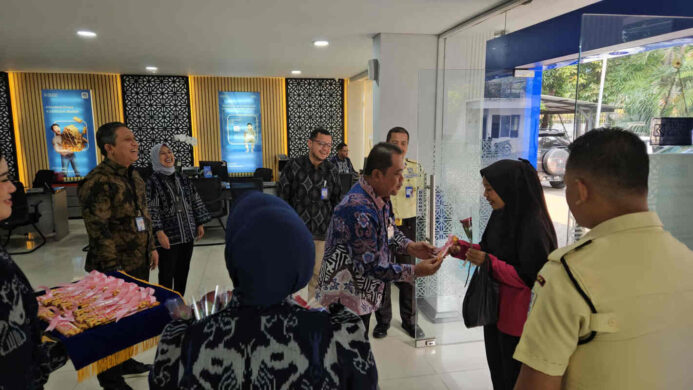 Hari Pelanggan Nasional BRI BO Kemayoran Sambut Nasabah dengan Hangat