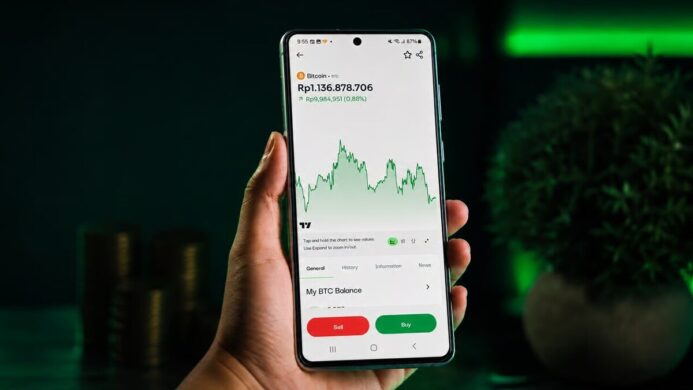Ilustrasi pergerakan BItcoin (BTC) di aplikasi FLOQ