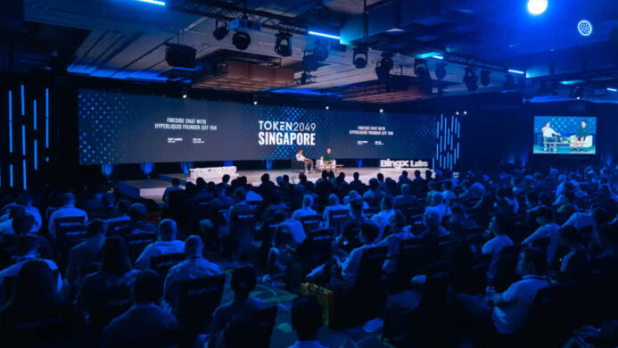 FLOQ Hadir di TOKEN2049 Singapore 2026