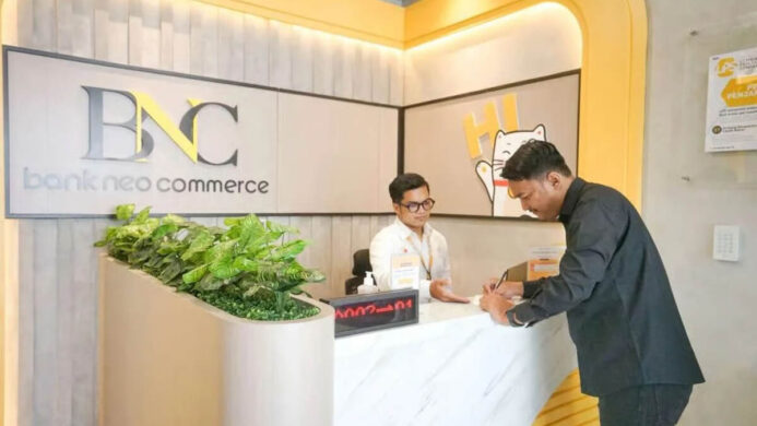 Perkembangan Teknologi Mengubah Cara Bank Melayani Nasabah
