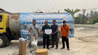 Bantu Warga Terdampak Karhutla, PT PSL Salurkan 94000 Liter Air Bersih dan Alat Kesehatan di Mempawah