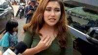 Petisi Blacklist Ayu Ting Ting dari TV Tembus 60 Ribu