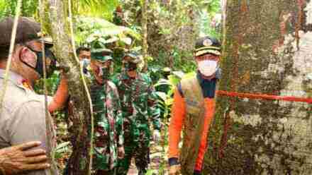 Ke Cilacap, Kepala BNPB Doni Monardo Kunjungi Nusakambangan dan Kampung Laut