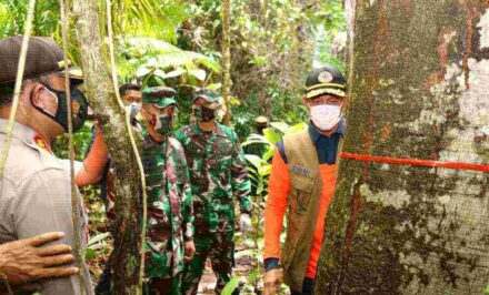 Ke Cilacap, Kepala BNPB Doni Monardo Kunjungi Nusakambangan dan Kampung Laut