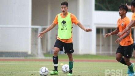 Jack Brown Mengalami Cedera Lutut Saat Menjalani Latihan