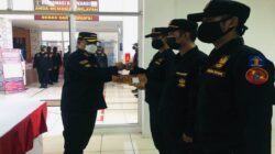 Pemberian penghargaan kepada Tiga Pegawai Teladan di Lapas High Risk Pasir Putih Nusakambangan