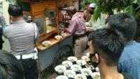 Pedagang Patuhi Protokol Covid-19 di Kebumen Siap-siap Jualannya Diborong