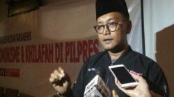 4 Cuitan Guntur Romli Sindir Habib Bahar yang Sebut Jenderal Baliho pada Dudung Pedas Banget