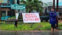 Sejumlah Spanduk Bertuliskan Bahaya Laten FPI Terpampang di Beberapa Ruas Jalan di Majenang